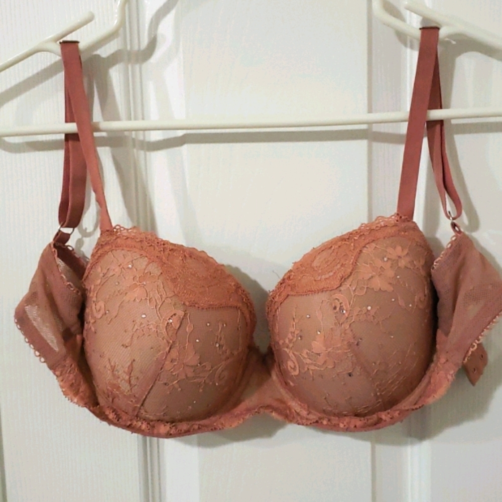 Victoria secret dimonte incrested bra
